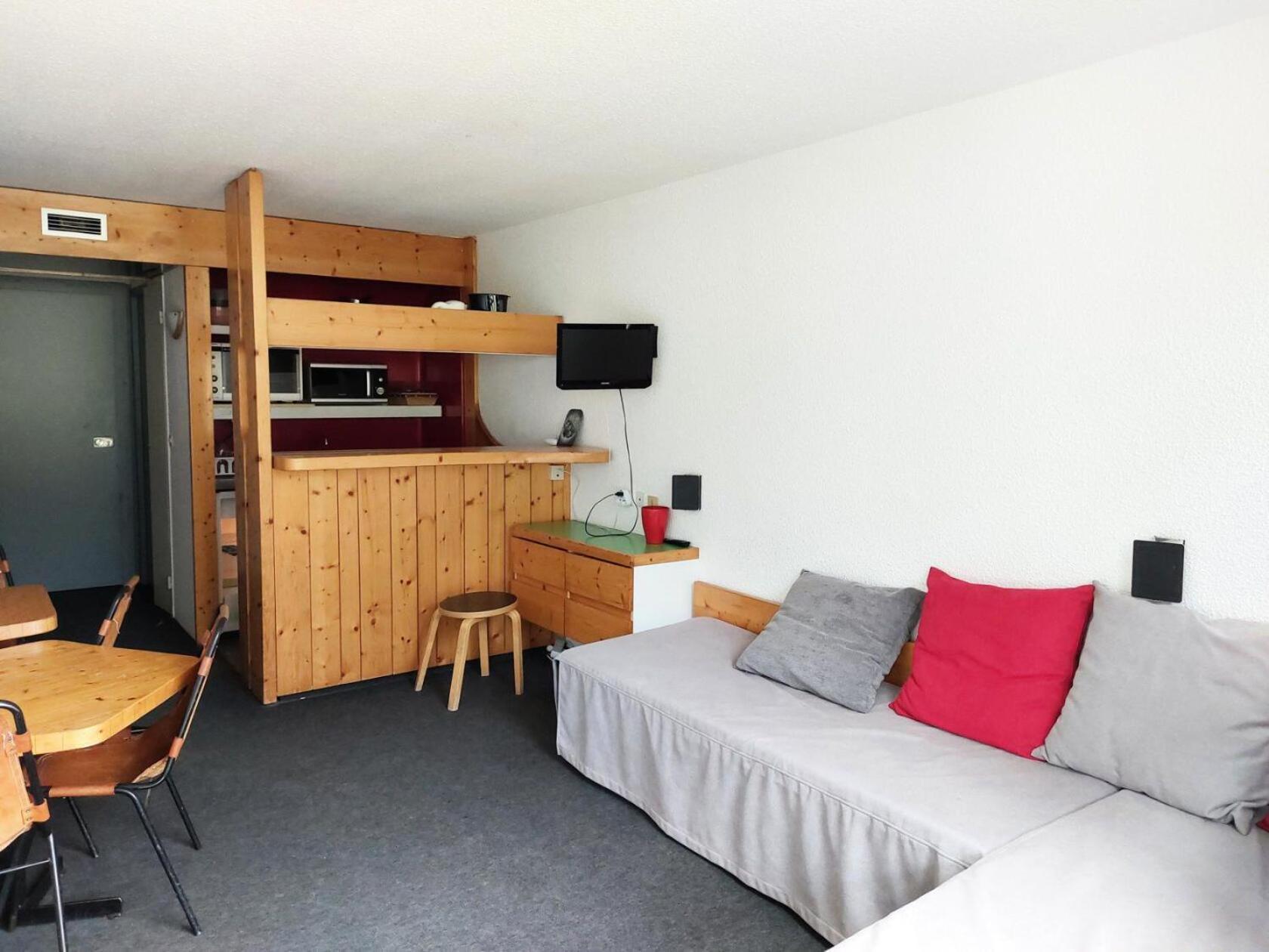 Apartament Tournavelles - 2 Pieces 5 Personnes Avec Vue Sur Les Pistes, Skis Aux Pieds Et Des Commerces, Proche De L'esf Et De La Garderie Dan Mae-2076
